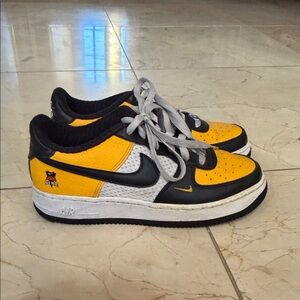 Nike Black and Yellow Air Sneakers